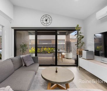 Well Maintained Spacious Home - Photo 2