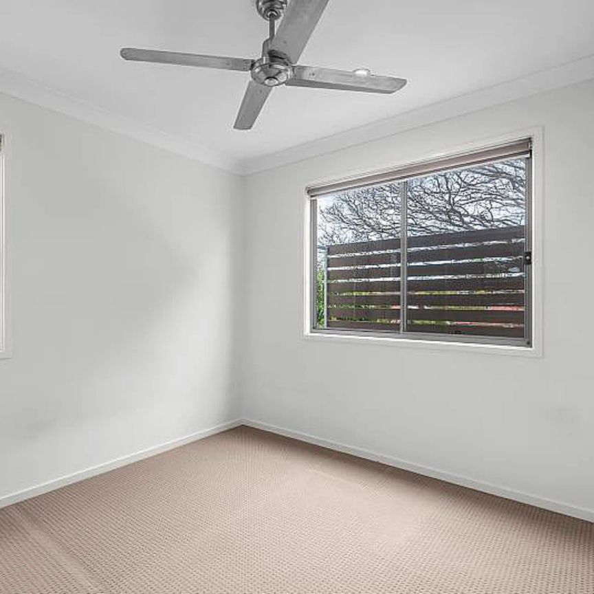 1/81B Haig Street, Gordon Park. - Photo 1