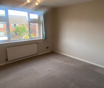 Queens Crescent, Doncaster, Bawtry - Photo 2