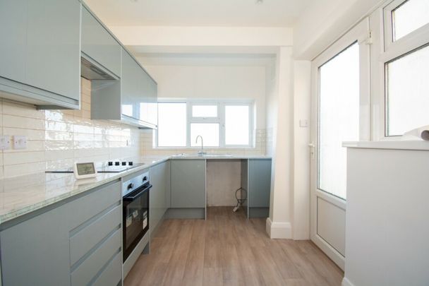 3 Bed Detached House in Moordown - Photo 1