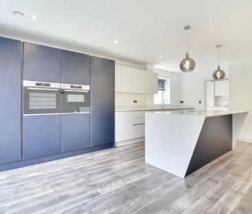5 bedroom detached house to rent - Photo 6