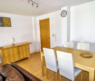 2 bed apartment to rent in NE8 - Photo 5