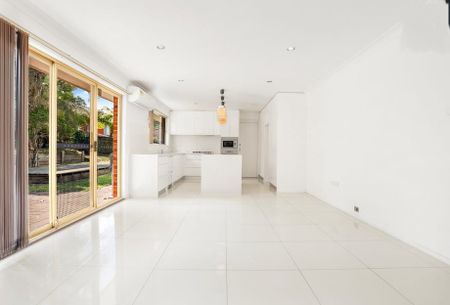 42 Orange Grove, Castle Hill NSW 2154 - House For Rent | Domain - Photo 5