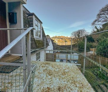 3 bedroom flat to rent - Photo 1