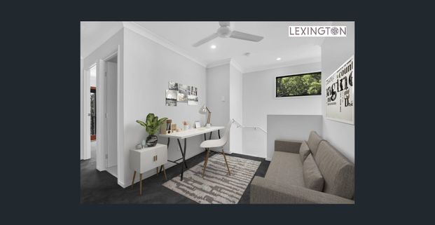 Modern Four Bedroom Townhouse with ducted air con! - Photo 1