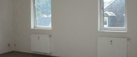 Modernes Wohnen mit saniertem Bad - Foto 1