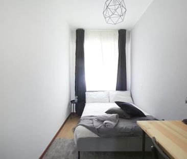 Via Carlo Marx, Milan, Lombardy 20153 - Photo 2