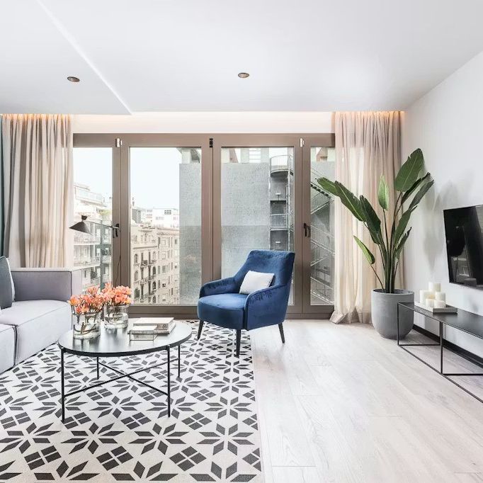 Carrer de Balmes, Barcelona, Catalonia 08006 - Photo 1