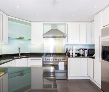 Downside Crescent, Belsize Park, London - Photo 6