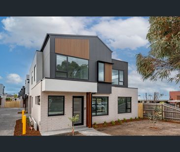 1/128 Widford Street, Glenroy, Vic 3046 - Photo 2