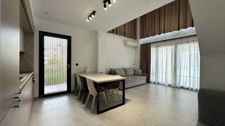 Μεζονέτα 65 τ.μ. προς ενοικίαση - Photo 5