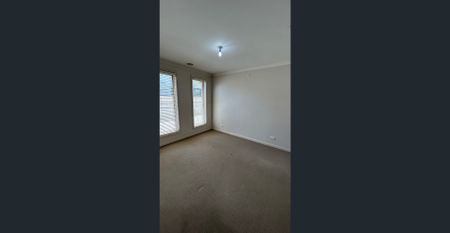 Modern Low-Maintenance 3 Bedroom Townhouse - Photo 3