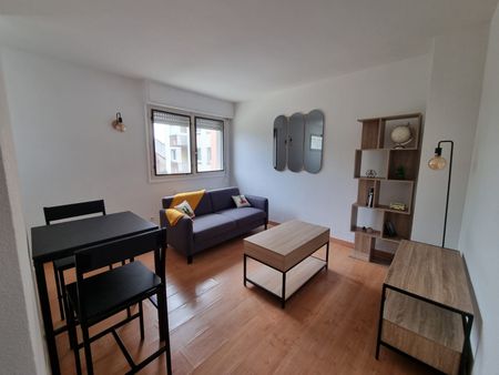 TARBES - APPARTEMENT LUMINEUX T2 MEUBLE 33M² - Photo 4