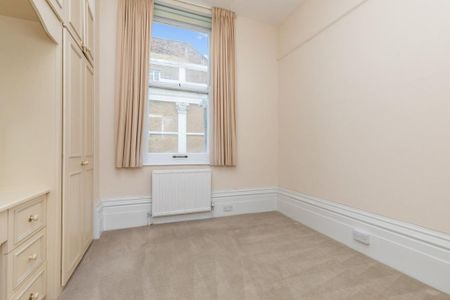 3 bedroom apartment to rent - Photo 2