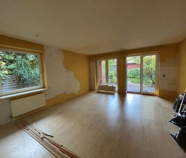 3-Zimmer-Wohnung im Erdgeschoss mit eigenem Garten - Foto 2