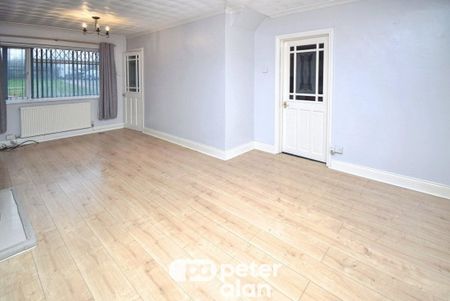 Worcester Crescent, NEWPORT - Photo 3