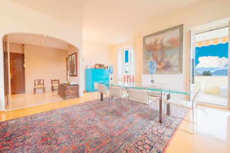 Elegante Wohnung mit Seeblick in einer stilvollen historischen Villa - Foto 4