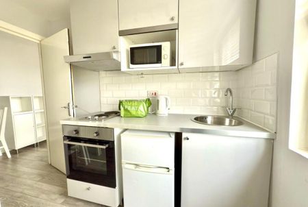 Studio to rent - Photo 3