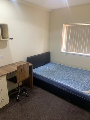 Room in a Shared House, Hubert Road, B29 - Photo 4