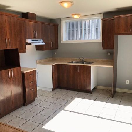 5 1/2 à louer - Photo 4