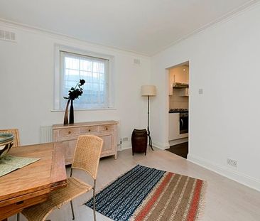2 Bed Flat, Goldhawk Road, W12 - Photo 1