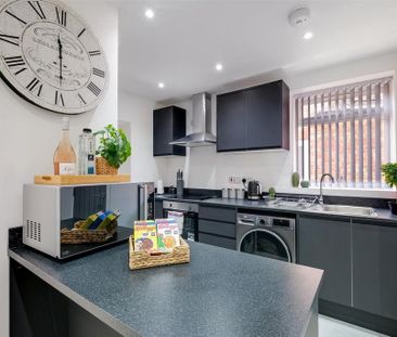 2 bedroom maisonette to rent - Photo 3