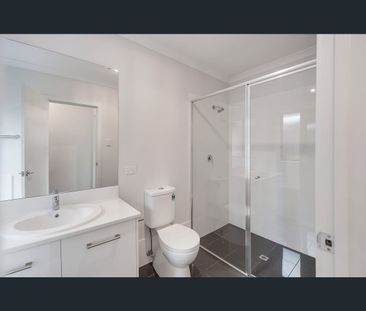 16 Pellew Street, Parafield Gardens, SA 5107 - Photo 4