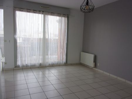 Location Appartement 3 pièces 52m² DIJON 21000 - Photo 2