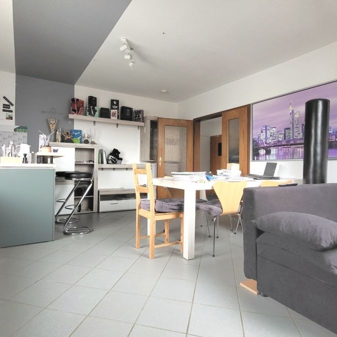 Großzügige Single-/Pärchenwohnung in ruhiger Lage! - Photo 1