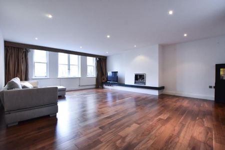 Hill Road, St Johns Wood, London, NW8 - Photo 2