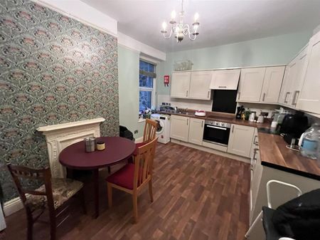 Swiss Villa Mansions, 11 Trevelyan Road, Weston-Super-Mare - Photo 5