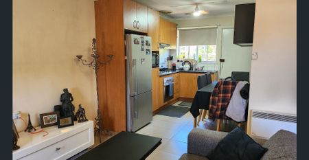 A corner unit with a large backyard - Photo 2