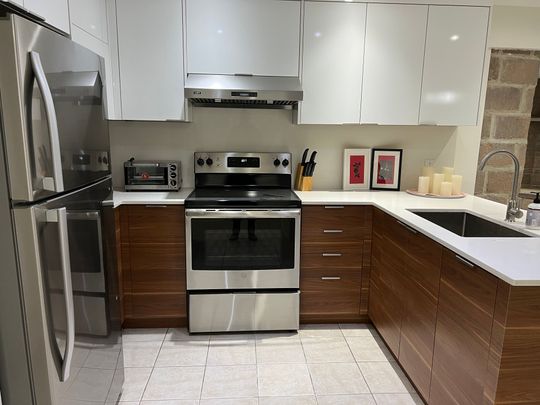 For Lease - 292 Brookside Road Unit# BSMT, Richmond Hill, Ontario - Photo 1