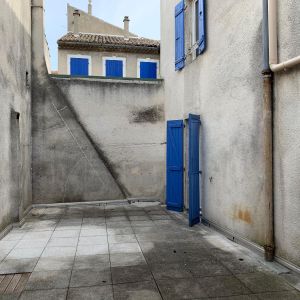 Location Appartement 3 pièces 75m² VALLON PONT D ARC 07150 - Photo 2