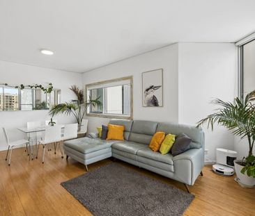 Stunning Fully Furnished Apartment with Sweeping Ocean Views - Photo 1