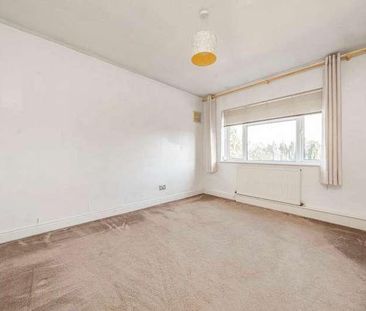 Lansbury Drive, Hayes, UB4 - Photo 3