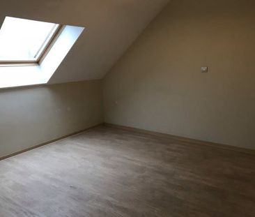 Gezellige halfopen woning met 3 slaapkamers, veranda en carport in ... - Photo 6