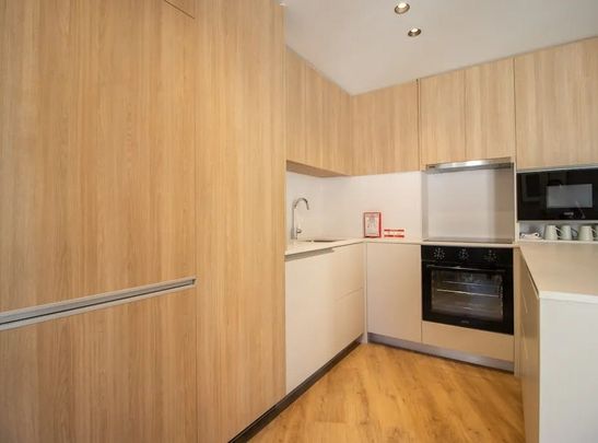 Rua de São Marçal, Lisbon, Lisbon 1200-419 - Photo 1