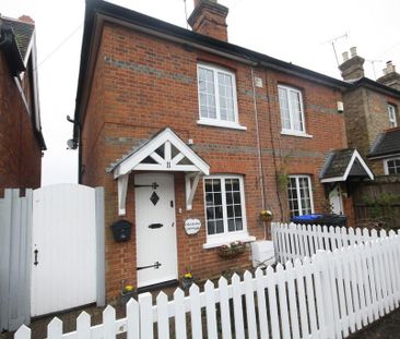 2 bedroom cottage to rent - Photo 2