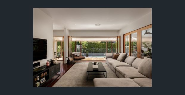 New Farm Oasis - Photo 1