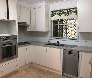 Elevated Family Home with Manning River Views – Taree West - Photo 5