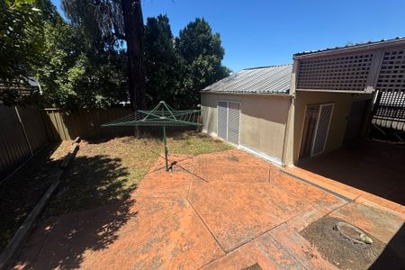 View Saturday at 10am - 10.20am - Photo 3