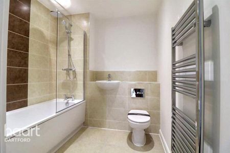 2 bedroom apartment to rent - Photo 4