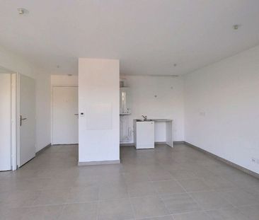 Appartement à louer 2 pièces • Marseille 5 - Photo 2