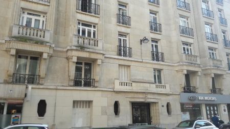 location Appartement T2 DE 46.55m² À PARIS - Photo 5