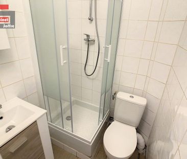 Location Appartement 1 pièce 12m² FONTAINEBLEAU 77300 - Photo 3
