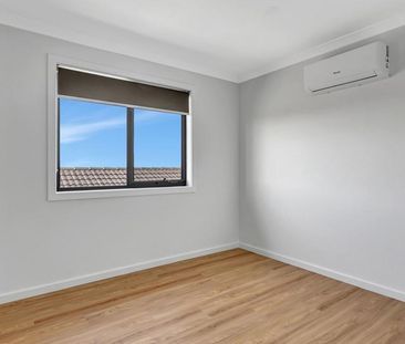 Modern Parkfront Living - Photo 3