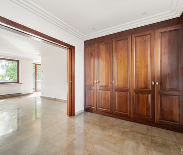 Tweeslaapkamerappartement met ruim terras te huur - Photo 6