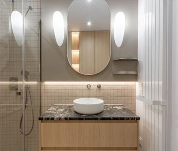 Styl i szyk na Starym Mieście – pierwszy najem, niższa cena - Zdjęcie 3