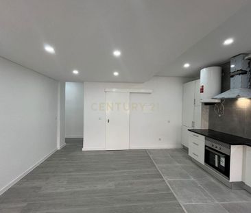 Falagueira-venda Nova, Lisbon - Photo 3